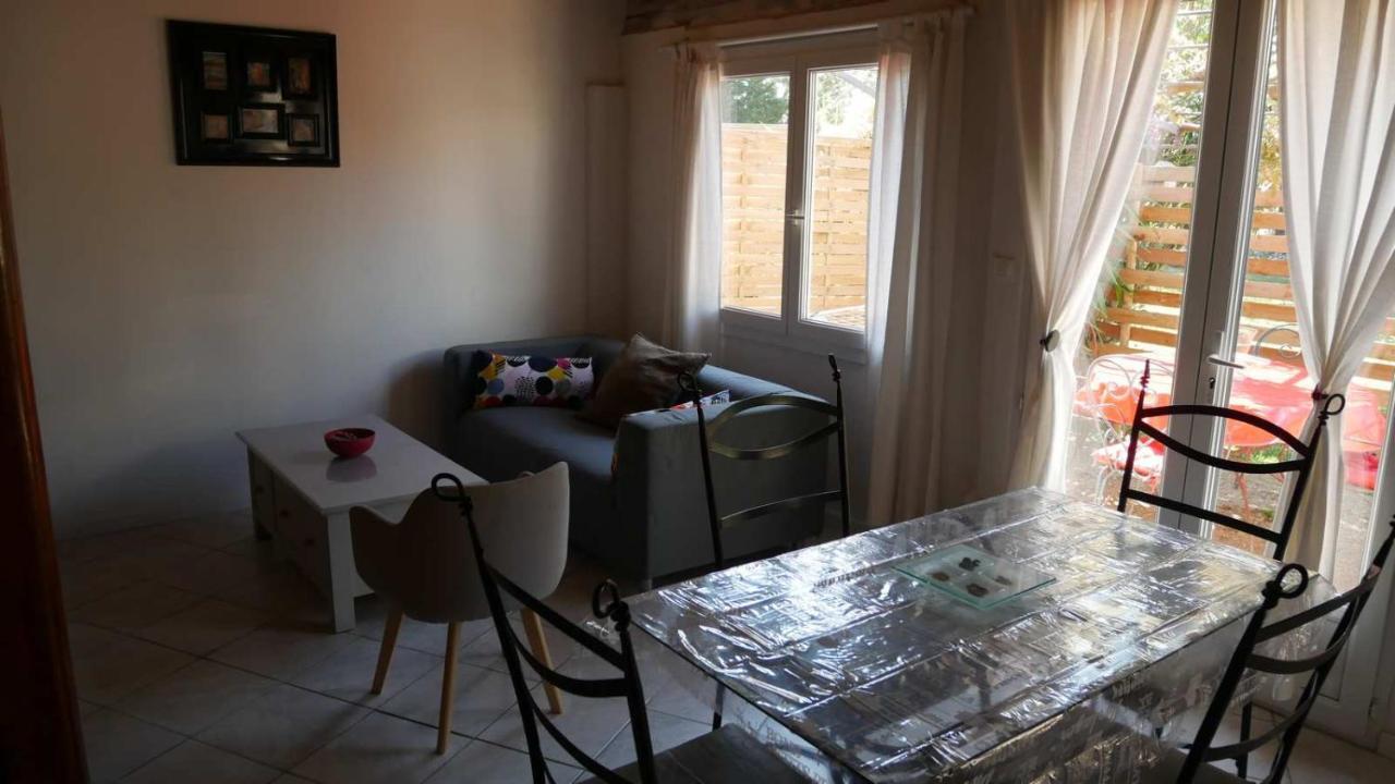 Apartament Mas Maurane - Les Lavandes Aux Portes D'Arles Tarascon Zewnętrze zdjęcie