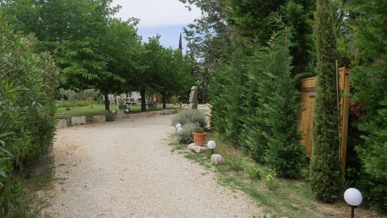 Apartament Mas Maurane - Les Lavandes Aux Portes D'Arles Tarascon Zewnętrze zdjęcie