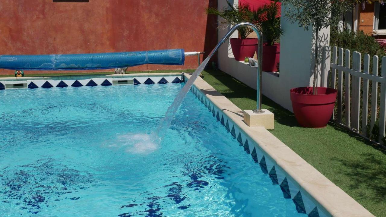Apartament Mas Maurane - Les Lavandes Aux Portes D'Arles Tarascon Zewnętrze zdjęcie