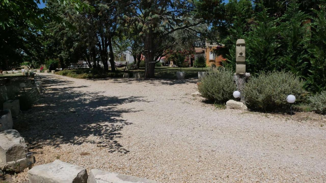 Apartament Mas Maurane - Les Lavandes Aux Portes D'Arles Tarascon Zewnętrze zdjęcie